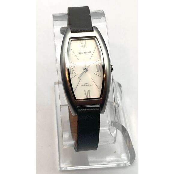 Eddie Bauer Curved Face Womens Watch 22mm - Fresh Battery - Adjustable - WR 3ATM - Picture 2 of 13